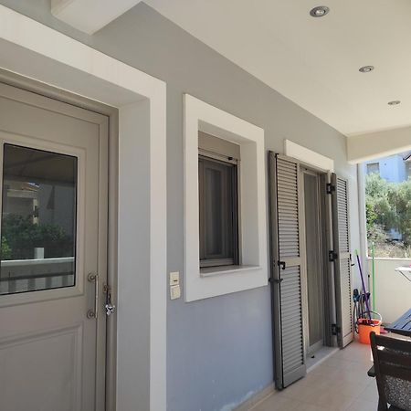 Moiras Apartments Lefkada City Ruang foto