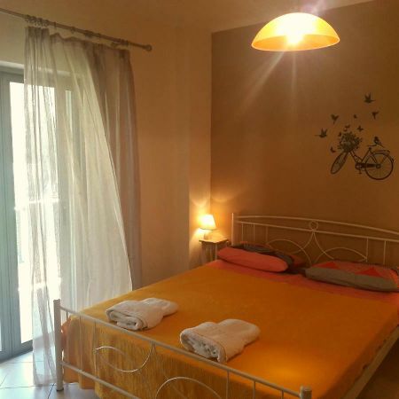Moiras Apartments Lefkada City Bagian luar foto